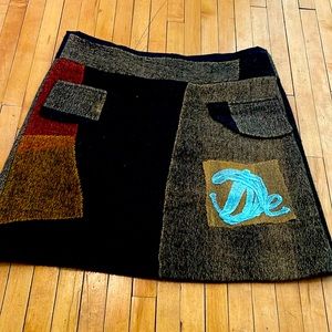 Desigual size 42 skirt
